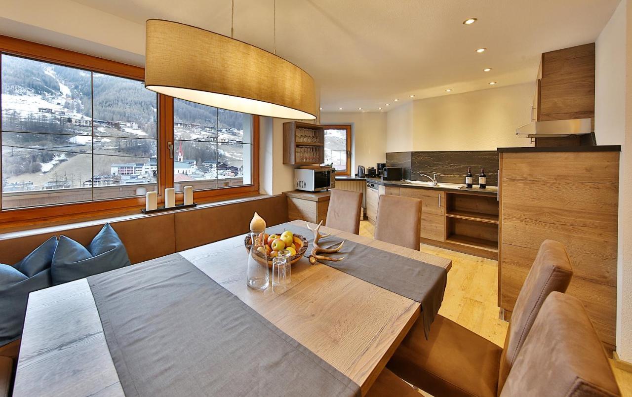 Hotel Garni Fiegl Apart Sölden Habitación foto